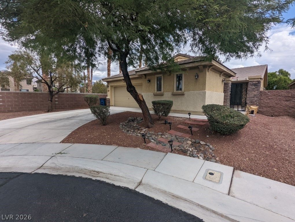 8148 Slate Falls Street, North Las Vegas, NV 89085