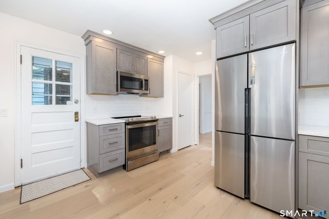 88 Grannis Street, East Haven, CT 06512