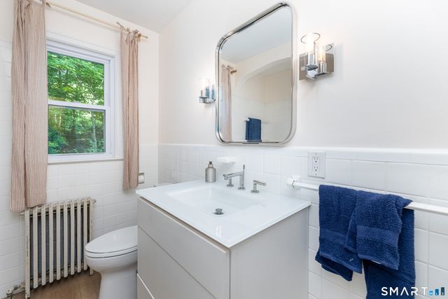 88 Grannis Street, East Haven, CT 06512