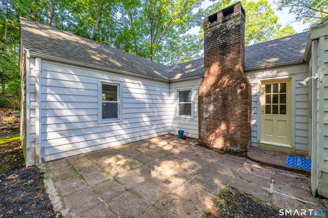88 Grannis Street, East Haven, CT 06512