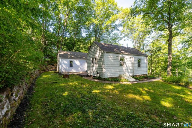 88 Grannis Street, East Haven, CT 06512