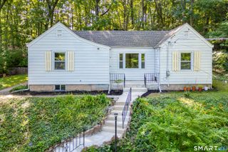 88 Grannis Street, East Haven, CT 06512