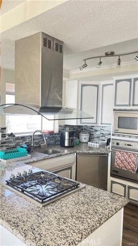 14515 Rivers Edge, Helendale, CA 92342