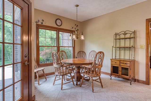 277 Bluestem Court, Boonville, IN 47601