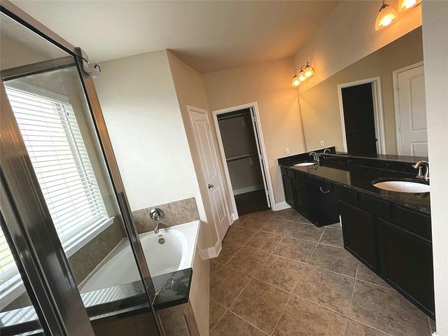 307 Maverick Run Court, Rosenberg, TX 77469