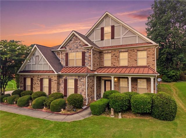 31 VILLAGE GREEN Court SW, Lilburn, GA 30047