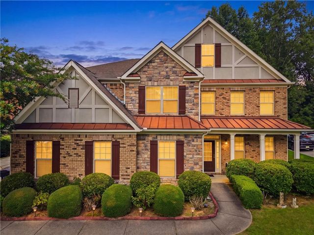 31 VILLAGE GREEN Court SW, Lilburn, GA 30047
