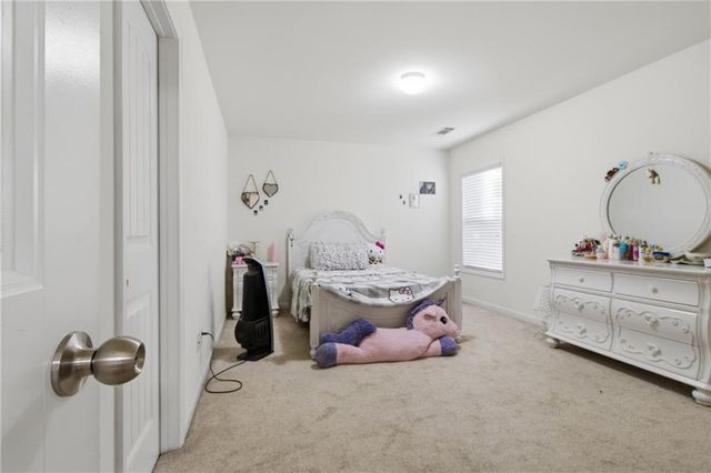 31 VILLAGE GREEN Court SW, Lilburn, GA 30047