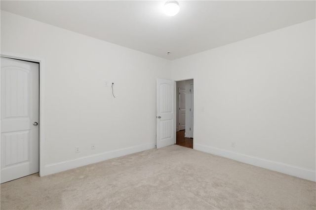 31 VILLAGE GREEN Court SW, Lilburn, GA 30047