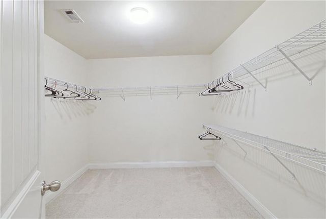 31 VILLAGE GREEN Court SW, Lilburn, GA 30047