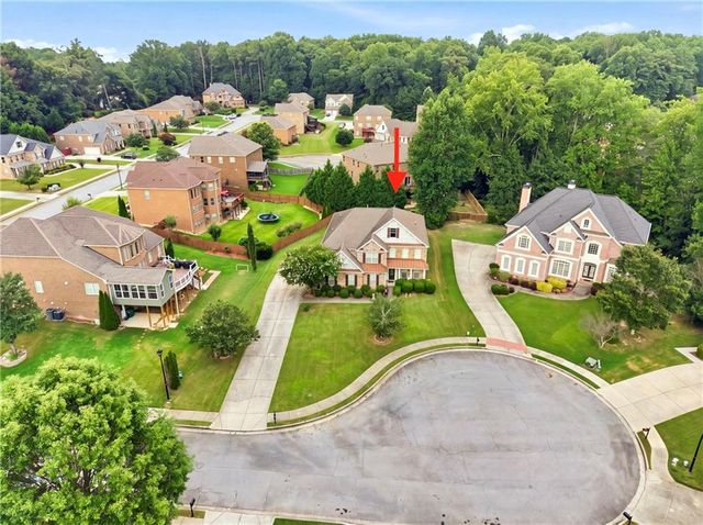 31 VILLAGE GREEN Court SW, Lilburn, GA 30047