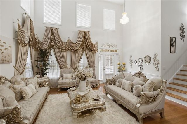 31 VILLAGE GREEN Court SW, Lilburn, GA 30047