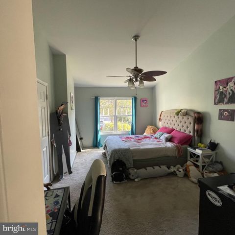 109 FAIRFAX LN, Locust Grove, VA 22508
