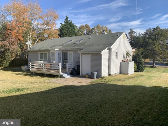 109 FAIRFAX LN, Locust Grove, VA 22508