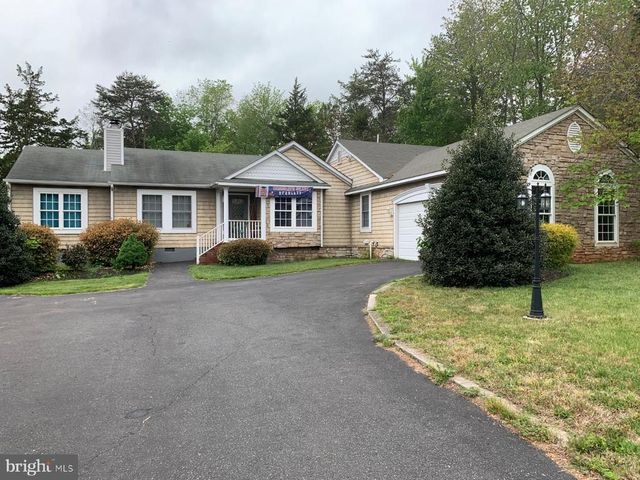 109 FAIRFAX LN, Locust Grove, VA 22508