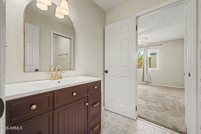 5146 W JOAN DE ARC Avenue, Glendale, AZ 85304