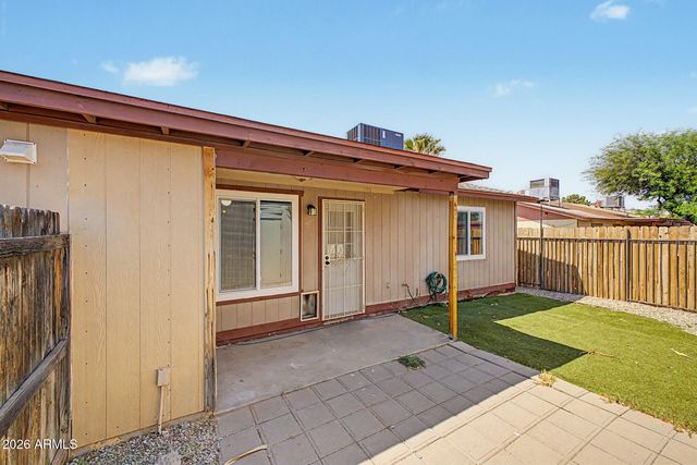 5146 W JOAN DE ARC Avenue, Glendale, AZ 85304