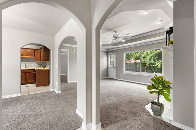 3906 SW Carriageway Avenue, Bentonville, AR 72712