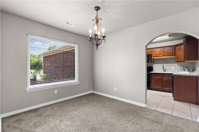 3906 SW Carriageway Avenue, Bentonville, AR 72712