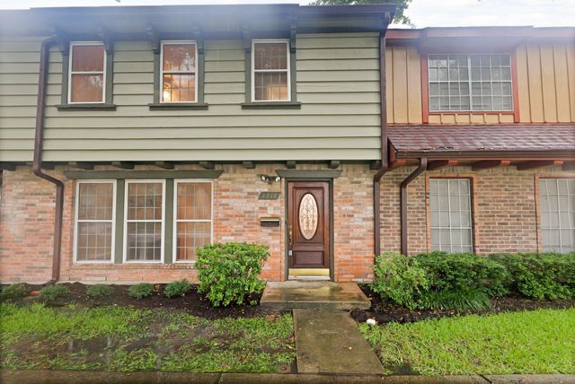 2212 Shadowdale Drive 358, Houston, TX 77043