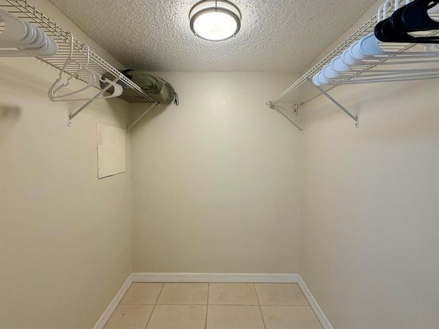 2800 Fiore Way 201, Delray Beach, FL 33445