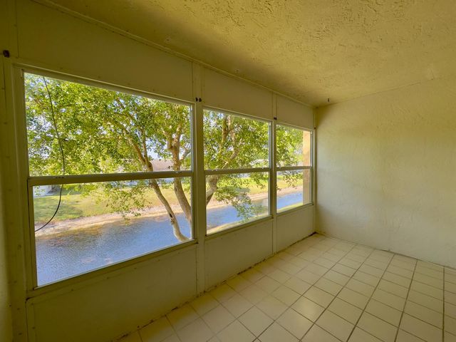 2800 Fiore Way 201, Delray Beach, FL 33445