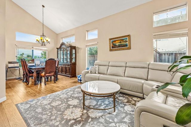 4745 Marblehead Bay Dr, Oceanside, CA 92057