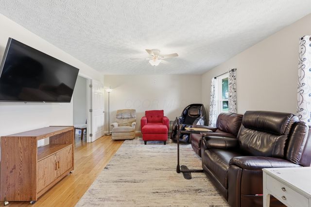 573 Courtland Lane, Pickerington, OH 43147