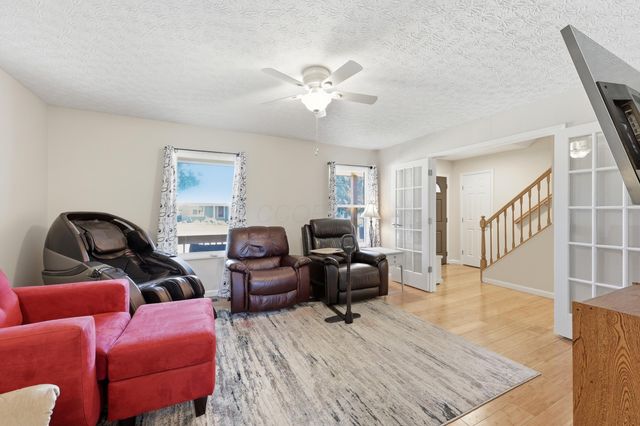 573 Courtland Lane, Pickerington, OH 43147