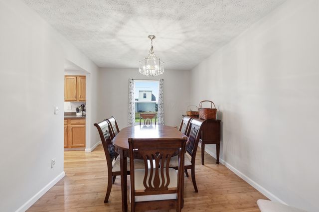 573 Courtland Lane, Pickerington, OH 43147