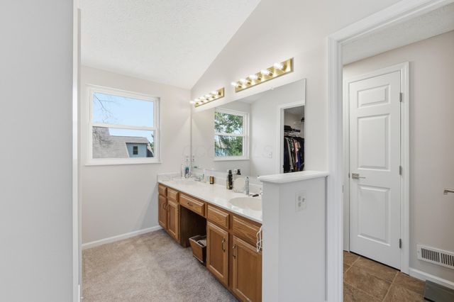 573 Courtland Lane, Pickerington, OH 43147