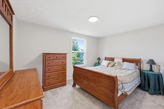 573 Courtland Lane, Pickerington, OH 43147