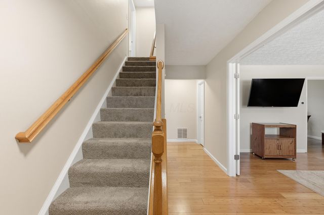 573 Courtland Lane, Pickerington, OH 43147