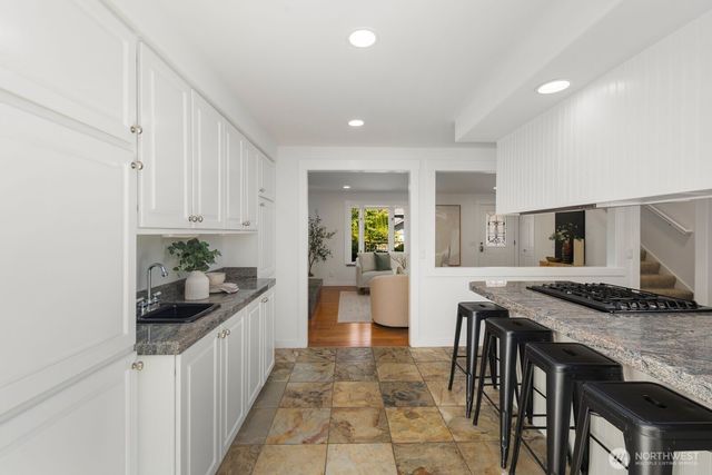 1115 N 30th Street, Renton, WA 98056