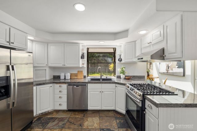1115 N 30th Street, Renton, WA 98056