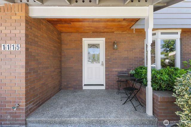 1115 N 30th Street, Renton, WA 98056