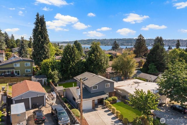 1115 N 30th Street, Renton, WA 98056