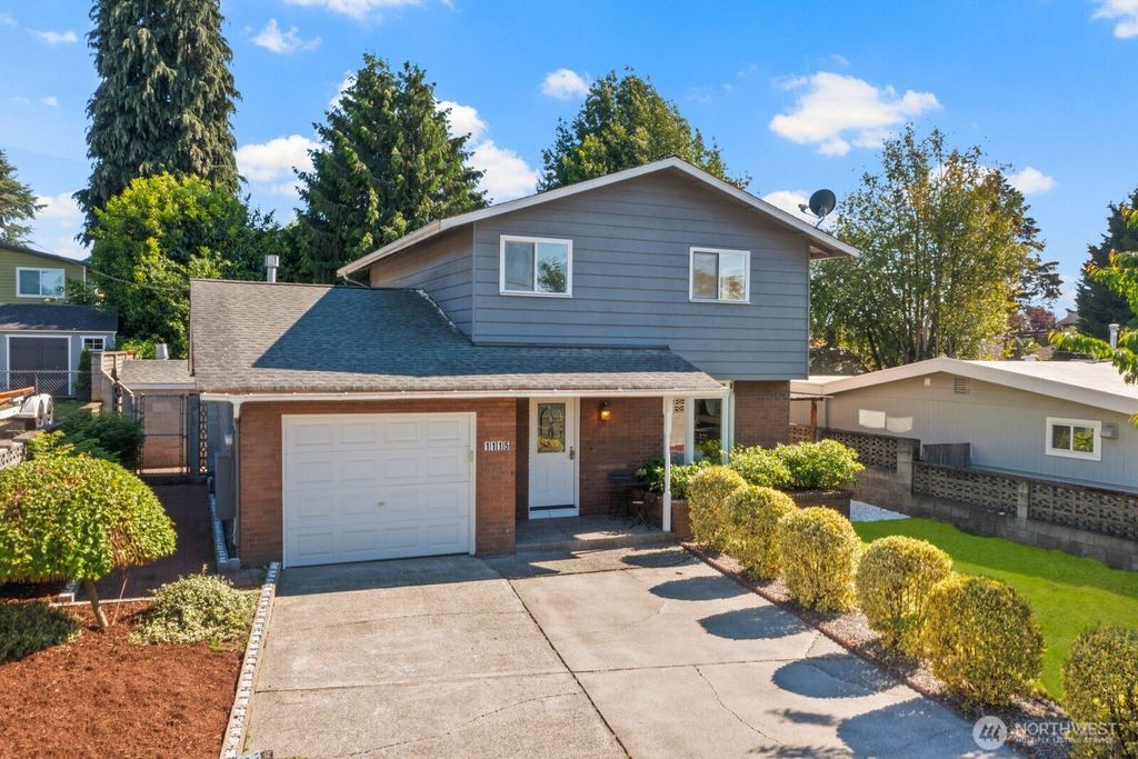 1115 N 30th Street, Renton, WA 98056