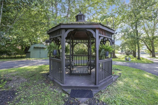 10039 Taylor Road SW, Etna, OH 43068