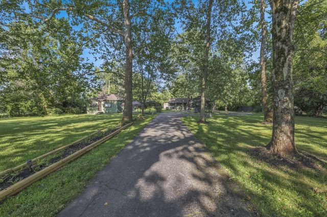 10039 Taylor Road SW, Etna, OH 43068