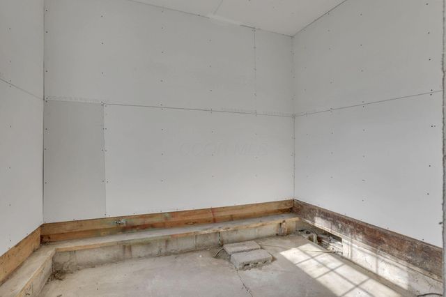10039 Taylor Road SW, Etna, OH 43068