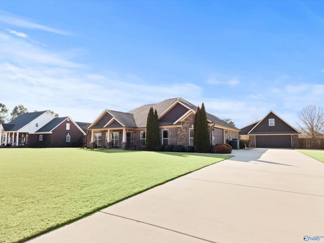 106 Grace Brook Circle, Meridianville, AL 35759