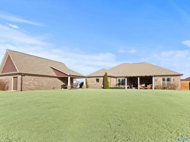 106 Grace Brook Circle, Meridianville, AL 35759