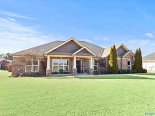 106 Grace Brook Circle, Meridianville, AL 35759