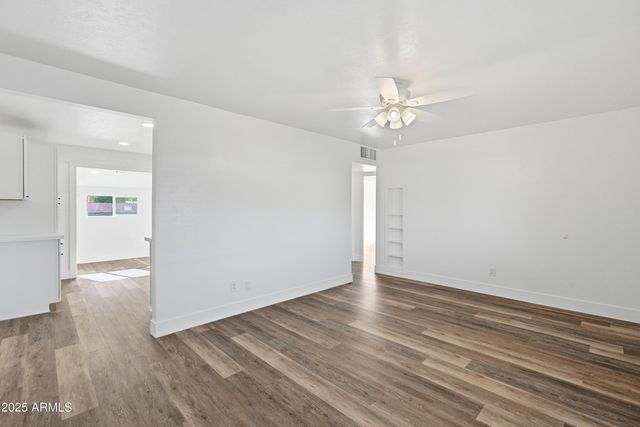 11333 W DULUTH Avenue, Youngtown, AZ 85363