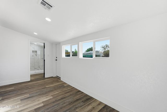 11333 W DULUTH Avenue, Youngtown, AZ 85363