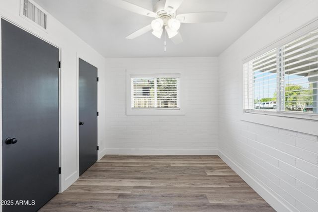 11333 W DULUTH Avenue, Youngtown, AZ 85363