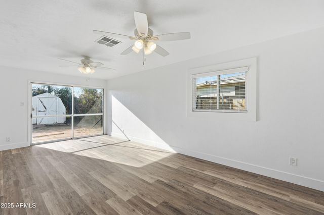 11333 W DULUTH Avenue, Youngtown, AZ 85363