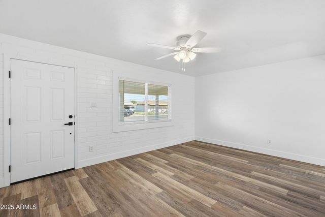 11333 W DULUTH Avenue, Youngtown, AZ 85363