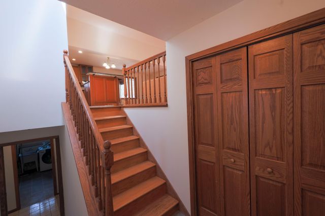 1204 Carlson Lake Lane, Eagan, MN 55123